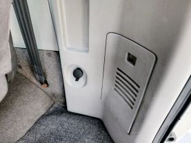 1997 MITSUBISHI DELICA SPACE GEAR VAN 4M40 EXCEED