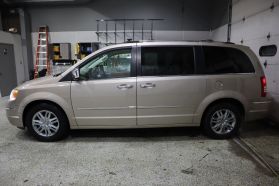 2008 CHRYSLER TOWN & COUNTRY VAN V6, 4.0 LITER LIMITED MINIVAN 4D