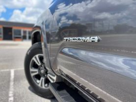 Quality Used 2018 TOYOTA TACOMA DOUBLE CAB PICKUP GRAY AUTOMATIC - Concept Car Auto Sales in Orlando, FL