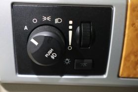 2008 CHRYSLER TOWN & COUNTRY VAN V6, 4.0 LITER LIMITED MINIVAN 4D