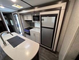 2019 KEYSTONE PREMIER - - LUXURY
