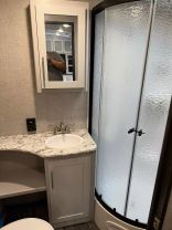 2019 KEYSTONE PREMIER - - LUXURY
