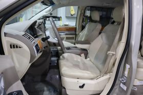 2008 CHRYSLER TOWN & COUNTRY VAN V6, 4.0 LITER LIMITED MINIVAN 4D