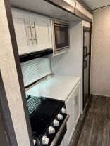 2019 KEYSTONE PREMIER - - LUXURY