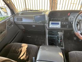1995 TOYOTA HIACE VAN 1KZ-TE SUPER CUSTOM