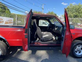 2005 FORD RANGER SUPER CAB PICKUP RED AUTOMATIC - Auto Spot