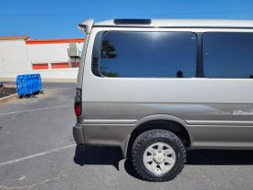 1996 TOYOTA HIACE VAN 1KZ-TE SUPER CUSTOM LIMITED