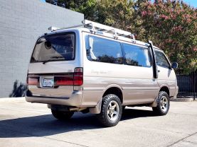 1996 TOYOTA HIACE VAN 1KZ-TE LIVING SALOON EX