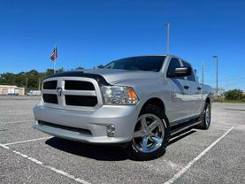 Quality Used 2017 RAM 1500 CREW CAB PICKUP SILVER  AUTOMATIC - Concept Car Auto Sales in Orlando, FL