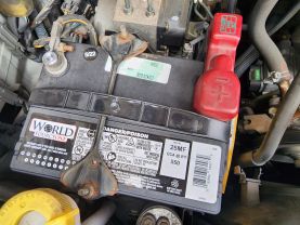 1997 NISSAN ELGRAND VAN QD32ETI V