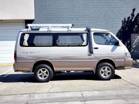 1996 TOYOTA HIACE VAN 1KZ-TE LIVING SALOON EX