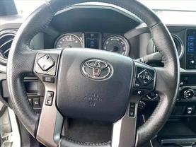2018 Toyota Tacoma Double Cab - Image 8