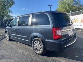 2014 CHRYSLER TOWN & COUNTRY PASSENGER GRAY AUTOMATIC - Auto Spot