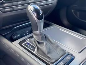 2015 Hyundai Genesis - Image 32