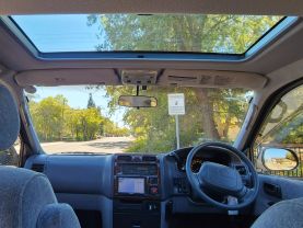 1997 TOYOTA GRANVIA VAN 1KZ-TE Q