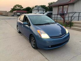 2007 TOYOTA PRIUS HATCHBACK 4-CYL, HYBRID, 1.5 LITER HATCHBACK 4D - Becker Auto Sales LLC in Emporia, KS