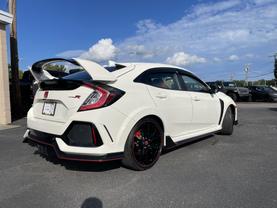 Used 2018 HONDA CIVIC TYPE R HATCHBACK 4-CYL, VTEC, TURBO, 2.0 LITER TOURING HATCHBACK SEDAN 4D - LA Auto Star located in Virginia Beach, VA