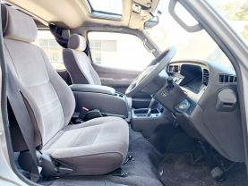 1996 TOYOTA HIACE VAN 1KZ-TE LIVING SALOON EX