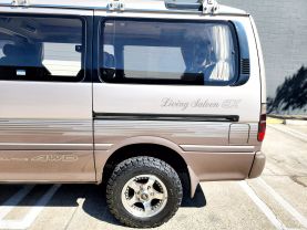 1996 TOYOTA HIACE VAN 1KZ-TE LIVING SALOON EX