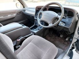 1996 TOYOTA HIACE VAN 1KZ-TE LIVING SALOON EX