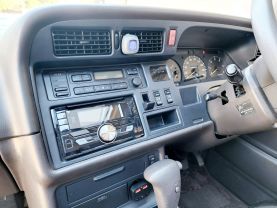 1996 TOYOTA HIACE VAN 1KZ-TE LIVING SALOON EX