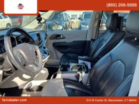 2017 CHRYSLER PACIFICA PASSENGER SILVER AUTOMATIC - Faris Auto Mall