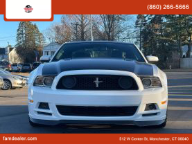 2013 FORD MUSTANG COUPE WHITE MANUAL - Faris Auto Mall