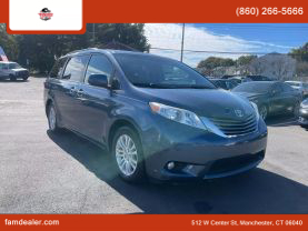 2017 TOYOTA SIENNA PASSENGER BLUE AUTOMATIC - Faris Auto Mall