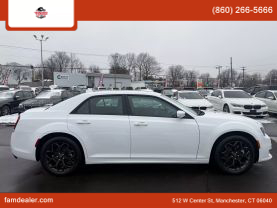 2022 CHRYSLER 300 SEDAN WHITE AUTOMATIC - Faris Auto Mall