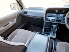 1996 TOYOTA HIACE VAN 1KZ-TE LIVING SALOON EX
