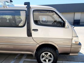 1996 TOYOTA HIACE VAN 1KZ-TE LIVING SALOON EX
