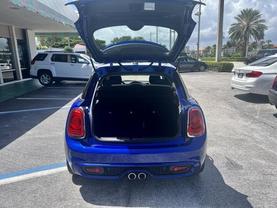 2019 MINI HARDTOP 4 DOOR HATCHBACK BLUE METALLIC AUTOMATIC - Tropical Auto Sales