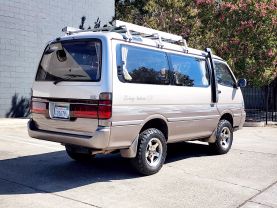 1996 TOYOTA HIACE VAN 1KZ-TE LIVING SALOON EX