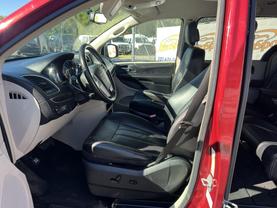 2014 CHRYSLER TOWN & COUNTRY PASSENGER RED AUTOMATIC - Auto Spot