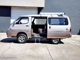1996 TOYOTA HIACE VAN 1KZ-TE LIVING SALOON EX