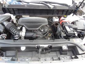 2019 GMC ACADIA SUV V6, 3.6 LITER SLT-1 SPORT UTILITY 4D at Gael Auto Sales in El Paso, TX