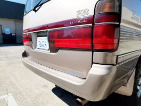 1996 TOYOTA HIACE VAN 1KZ-TE LIVING SALOON EX