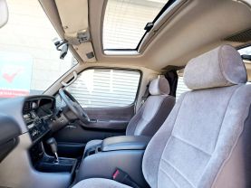 1996 TOYOTA HIACE VAN 1KZ-TE LIVING SALOON EX