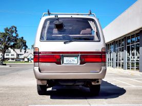 1996 TOYOTA HIACE VAN 1KZ-TE LIVING SALOON EX