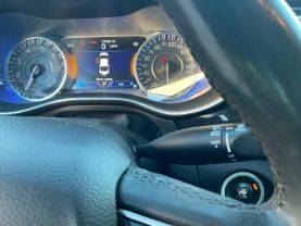 2016 Chrysler 200 - Image 25