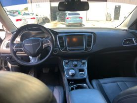 2016 Chrysler 200 - Image 24