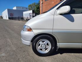 1997 TOYOTA GRANVIA VAN 1KZ-TE G