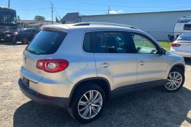 2010 VOLKSWAGEN TIGUAN SUV 4-CYL, TURBO, 2.0 LITER S 4MOTION SPORT UTILITY 4D
