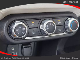 Used 2021 NISSAN VERSA SEDAN 4-CYL, 1.6 LITER SV SEDAN 4D - Mobile Luxury Motors located in Mobile, AL