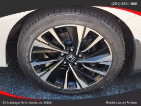 Buy Used 2017 HONDA ACCORD COUPE 4-CYL, I-VTEC, 2.4 LITER EX-L W/NAVIGATION & HONDA SENSING COUPE 2D - Mobile Luxury Motors located in Mobile, AL