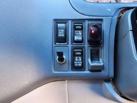 1997 TOYOTA GRANVIA VAN 1KZ-TE G