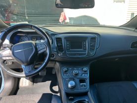 2015 Chrysler 200 - Image 20
