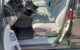 2010 TOYOTA TACOMA DOUBLE CAB PICKUP V6, 4.0 LITER PRERUNNER PICKUP 4D 5 FT