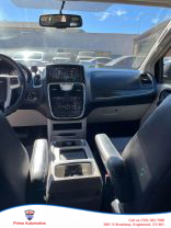 2013 CHRYSLER TOWN & COUNTRY PASSENGER V6, 3.6 LITER TOURING MINIVAN 4D