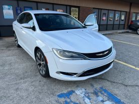 2016 Chrysler 200 - Image 1